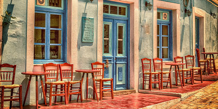 卡尔蒂斯球迷现场助威，球队斗志昂扬